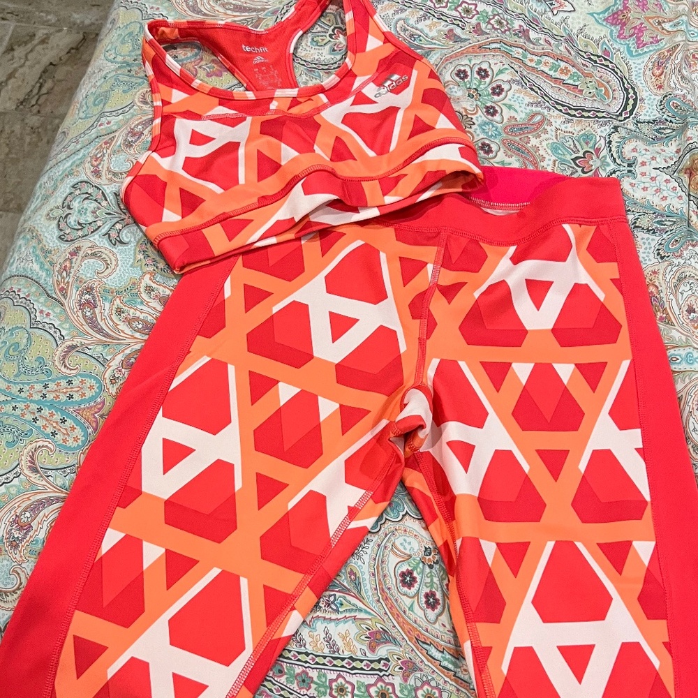 Adidas 3/4 Cropped  Tech Fit Climate Leggings with Matching Sports Bra